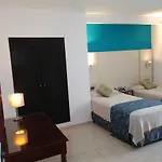 Hotel Nuevo Ara * Caces