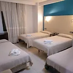 Nuevo Ara Hotel *