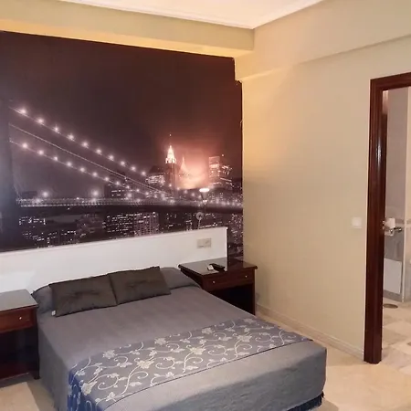 Hotel Nuevo Ara *