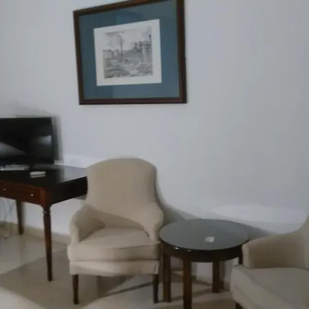 Hotel Nuevo Ara *