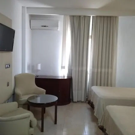 Nuevo Ara Hotel