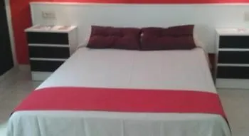 Ξενοδοχείο Hotel Nuevo Ara Caces