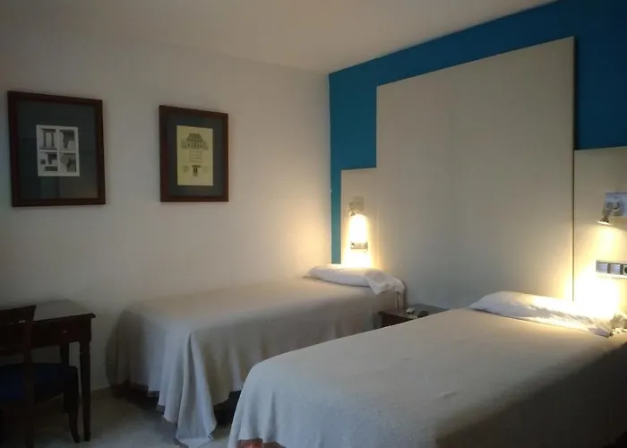 Hotel Nuevo Ara Caces