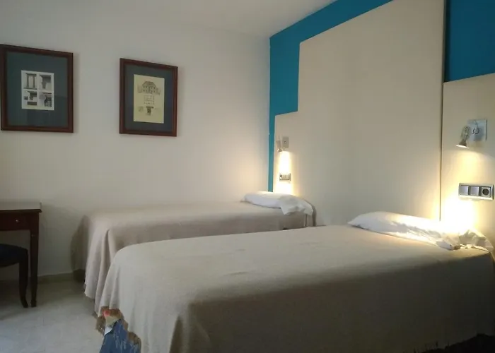 Hotel Nuevo Ara Caces