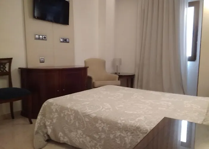 Hotel Nuevo Ara * Caces