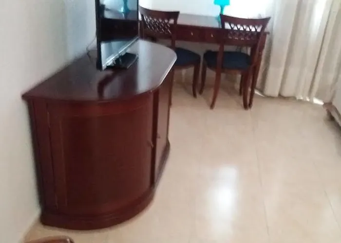 Отель Nuevo Ara Касерес