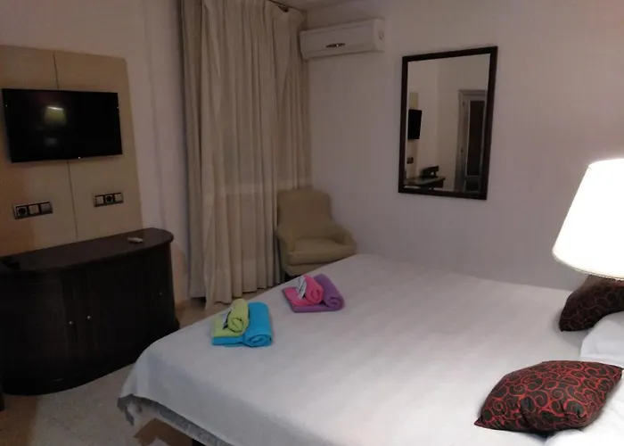 Hotel Nuevo Ara Ξενοδοχείο *