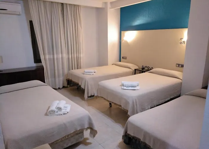 Nuevo Ara Hotel *